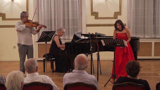 Sergei Rachmaninoff: Ne poy krasavitsa pri mne op.4 no.4 (Do not sing to me, beauty), trio Sodalita
