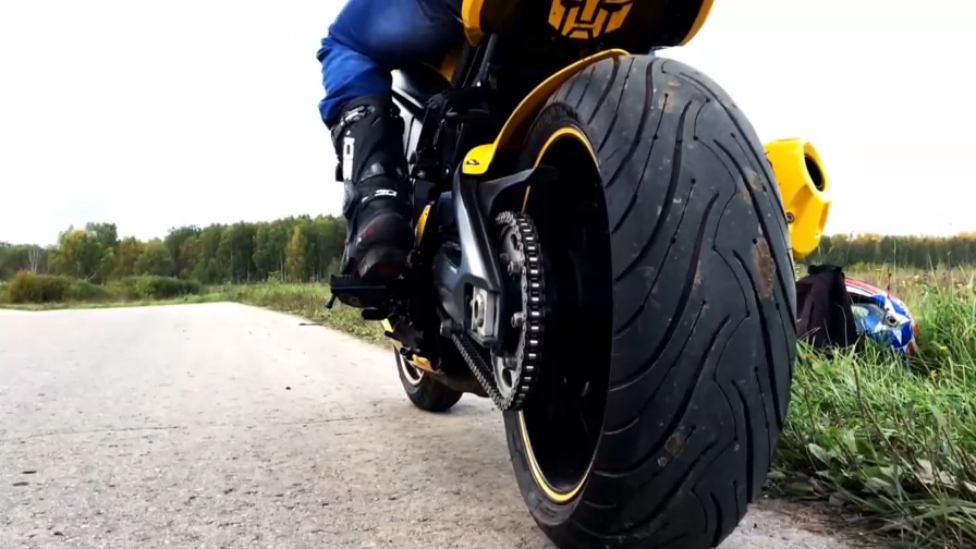 Мотоциклетный шлем с подсветкой