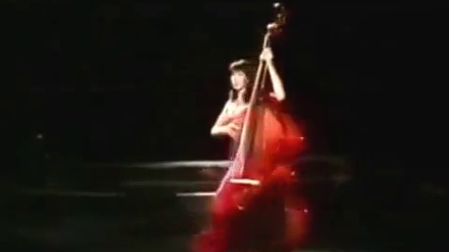 Kate Bush - Babooshka (Live - Germany 1980)