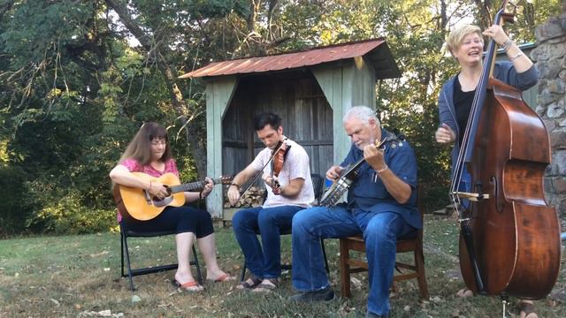 Buffalo Gals - The Ubiquitones