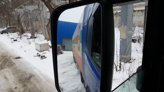 Беда на выгрузке. Не могу подъехать к складу