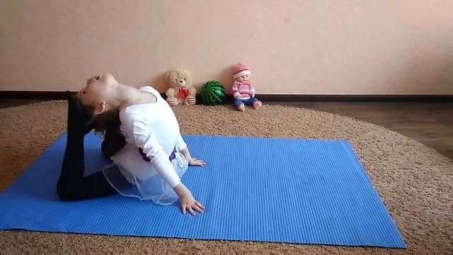 художественная гимнастика.шпагат.