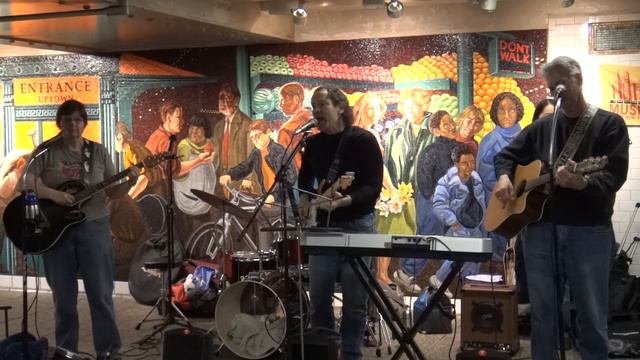Sony Tx100v Subway Concert Test Video