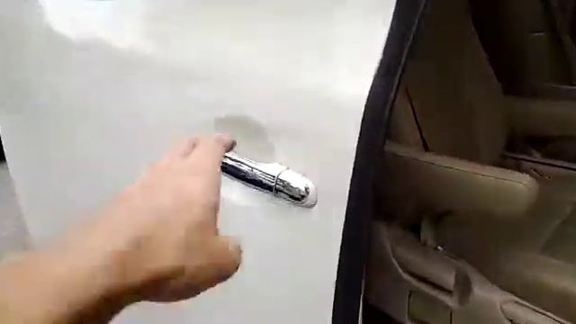 TOYOTA ALPHARD CVT with TV on roof and keyless