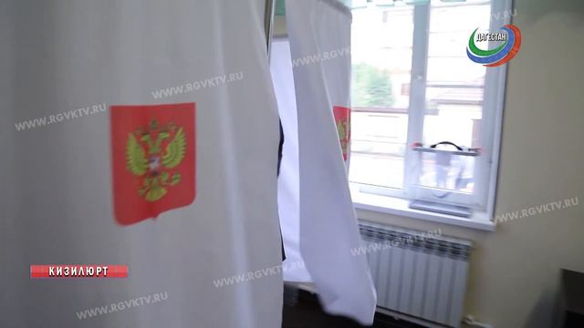 Батыр Эмеев принял участие в голосовании