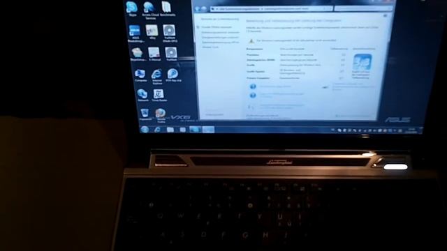 Asus Eee PC VX6 Lamborghini Hands-On