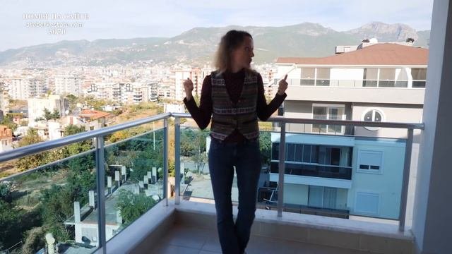 Недвижимость в Турции. КВАРТИРА В ТОСМУРЕ АЛАНИЯ на вторичном рынке с видом на крепость Алании.
