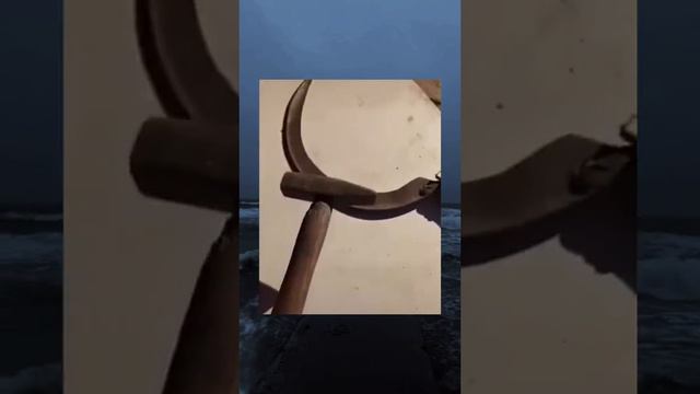 Гвоздь и молоток в России