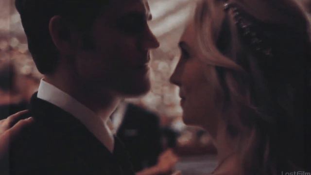 Stefan + Caroline (and Elena) - я тебе его никогда не отдам