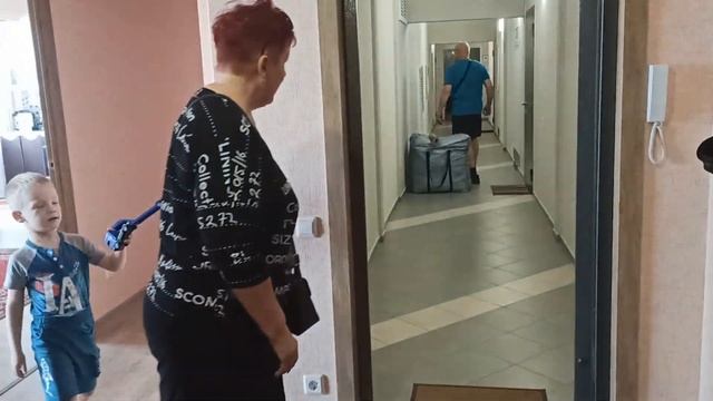 ❤ПРИЕХАЛИ РОДИТЕЛИ❤/ Расхламление багажа?/ Праздничный стол/ Влог