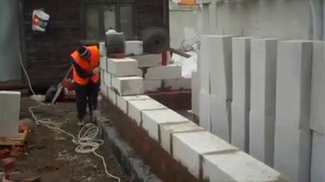 Кладка блоков - II этап