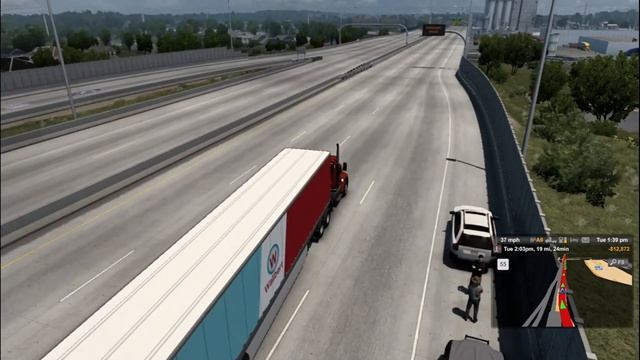 Expertly Moving Empty Pallets: A Satisfying Gameplay Experience in American Truck Simulator
