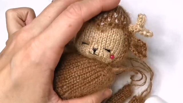 Baby deer pattern /Спящий олененок
