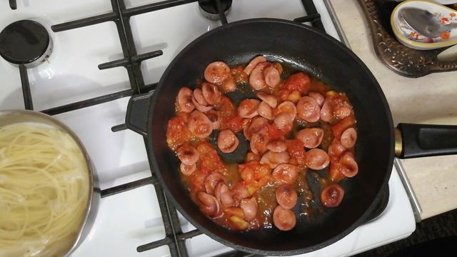 Паста с помидорами