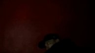 glowing eyes like the teleporters head