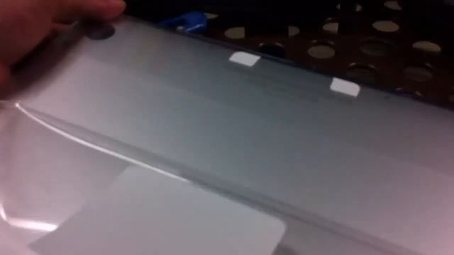 Apple MacBook Air 11.6": Unboxing  搞鬼開箱片段 taken by iPhone4