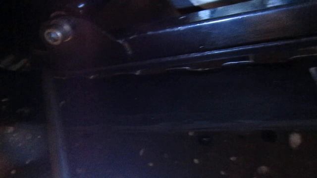 Бурлак М-2. Натяжка гусянки