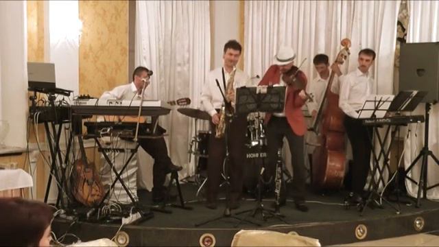 LongerBand и А. Сычёв в ресторане Астория (part2)