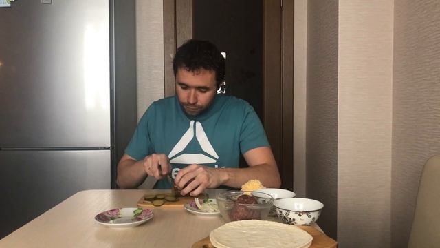 СУПЕР СЫТНЫЙ ЗАВТРАК /  необычный омлет и  мясные тако / 2 рецепта вкусного завтрака