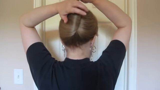 Hairstyle How-To: French Twist