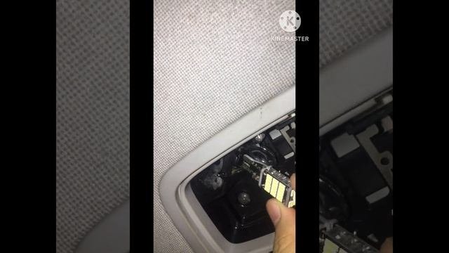 How To - Replace Front Map Light Bulbs Of 2008-2017 Hyundai Starex/H-1/H300/i800/iLoad/iMax