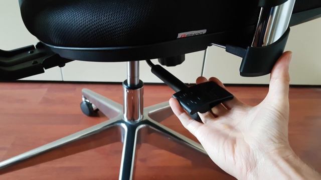 RECENSIONE: SIHOO sedia ergonomica da scrivania, comoda ma con qualche difetto nelle regolazioni