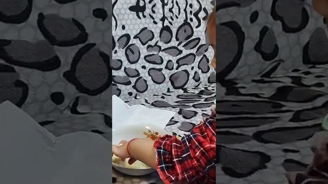 Пробуем картофельное пюре с куриной сосиской?#дети #еда#рекомедации