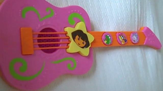 Fisher-Price Dora the Explorer Tunes Guitar toy review video for kids