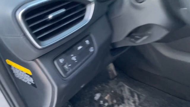 Hyundai SantaFe Premium 2019 from South Korea to Moscow