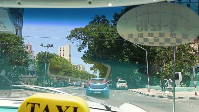 Habana by car