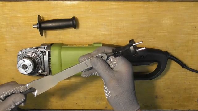 Как укомплектовать болгарку для работы и транспортировки.