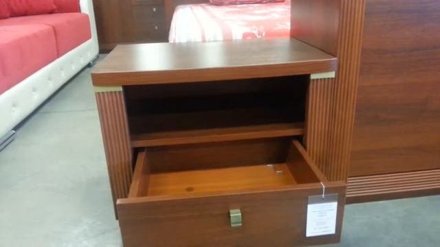 Тумбы прикроватные