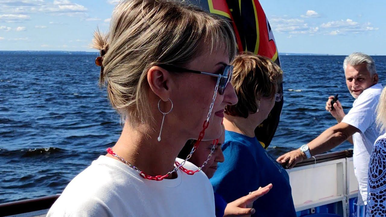 "Моя бабушка курит трубку" на прогулке в Финский залив на теплоходе "Москва-183" 24 июля 2021 г.