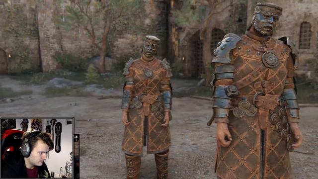 NEW HALLOWEEN WEAPONS AND ARMOR REACTION!