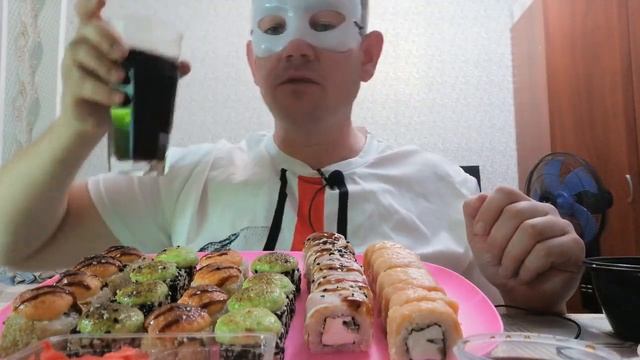 ЕМ СУП «Мисо» и РОЛЛЫ 32 штуки с Кока Колой  | Обжор | Mukbang | Не Asmr | 먹방