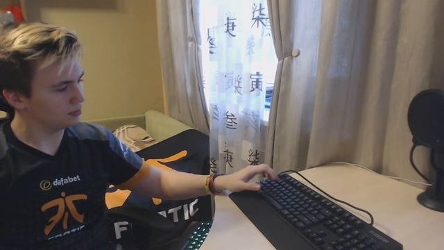 РАСПАКОВКА | Игровая клавиатура Fnatic Gear RUSH, Мыш Fnatic Gear CLUTCH G1
