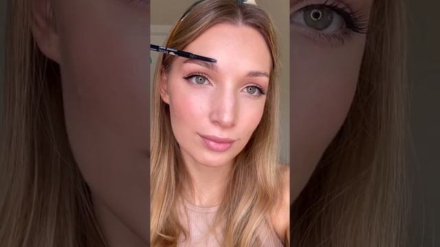 Правила идеальных бровей ❤️ #брови #урокимакияжа #макияж #бьюти