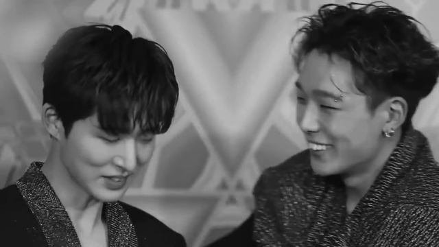 Фотоаппарат | BOBBY X B.I | Double B