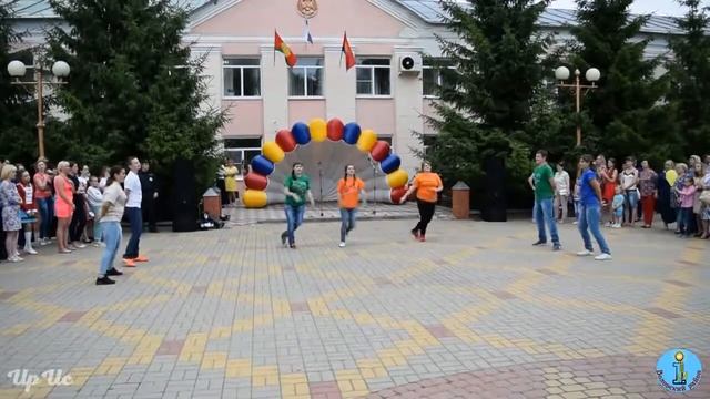 ЗВЕЗДНЫЙ БУЛЬВАР 2017 Волово 11. Веселый танец. Кто если не мы?