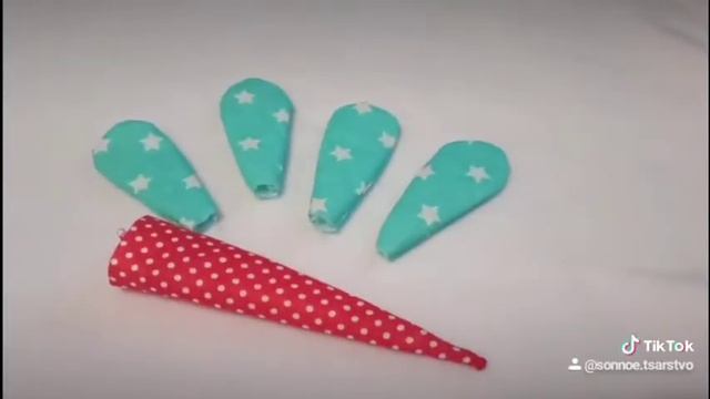 Морковка из ткани.