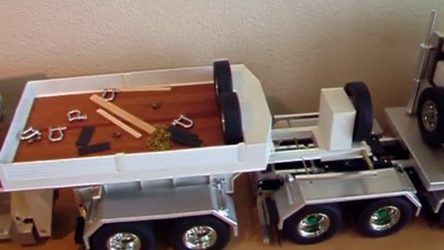 Tamiya Volvo FH 12 heavy transport (under construction)