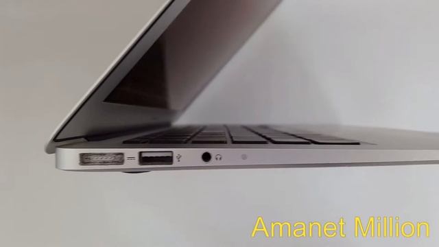 MacBook Air  i5 3rd Gen A1466 13.3"