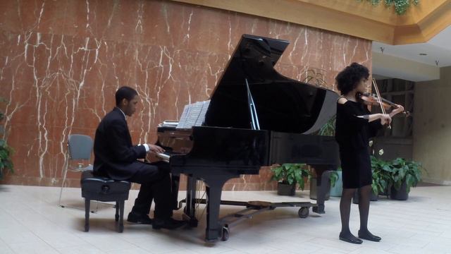 Stephanie Birmingham plays Siciliana et Rigaudon