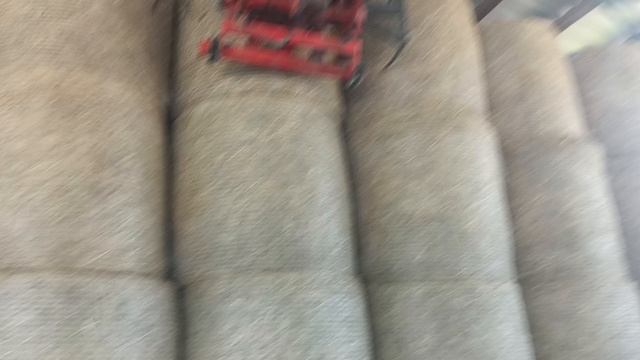 Укладка сена погрузчик Manitou