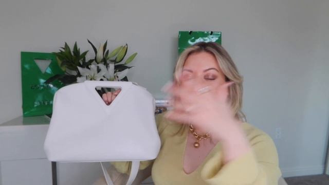The New Bottega Veneta Point Bag  Unboxing 2021 newbottegaveneta bottegavenetabag