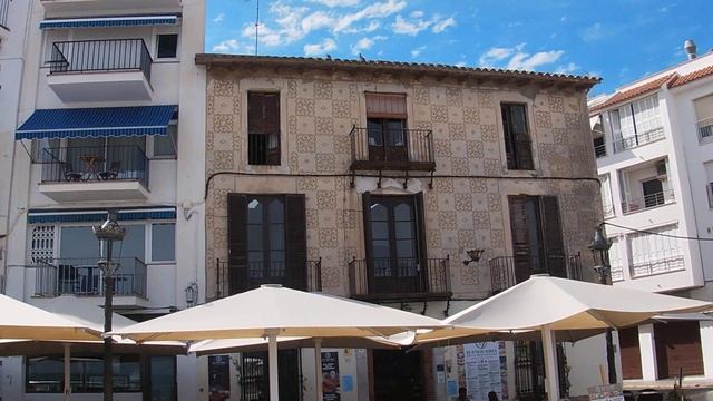 Barcelona Beach Walking Tour at Playa de San Sebastian - Sitges July 2020
