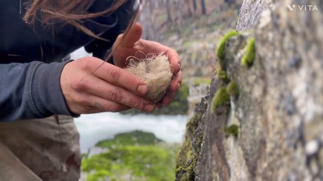 Hand Drill By The River. Keyhole Fire Board