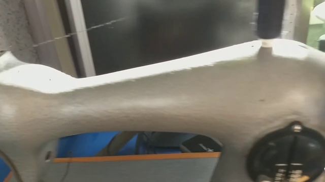 Шью маски, а хотела рассказать про ноготочки.