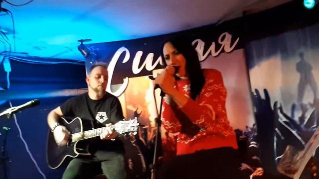 Лусинэ Геворкян - Through Glass  (акустика Лу Мульт Риша Синяя Дыня 21.12.2019г.) Тольятти