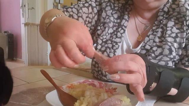 Мукбанг \ Селедка и пюре...?